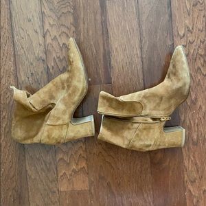 Chinese Laundry, cavallari, size 7 suede boots